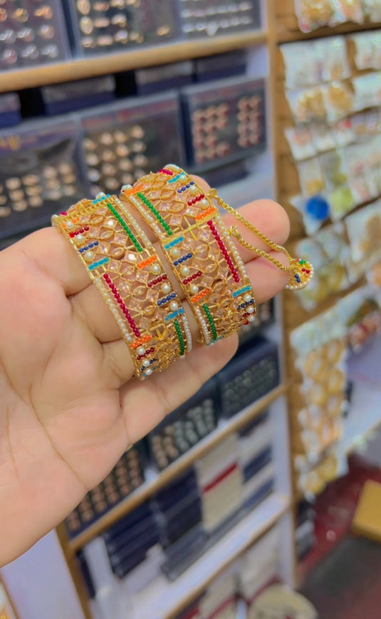 Zircone openable bangles (Bg137)