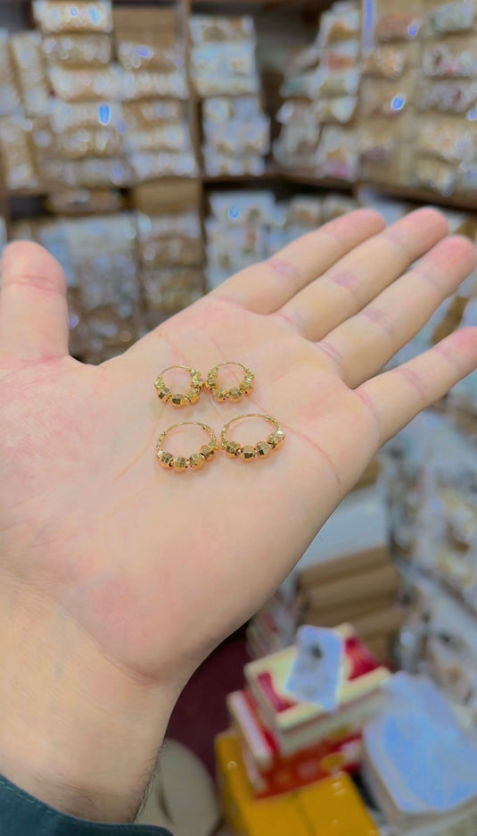 Pair of 2 Bali’s Gold plated (Db43)