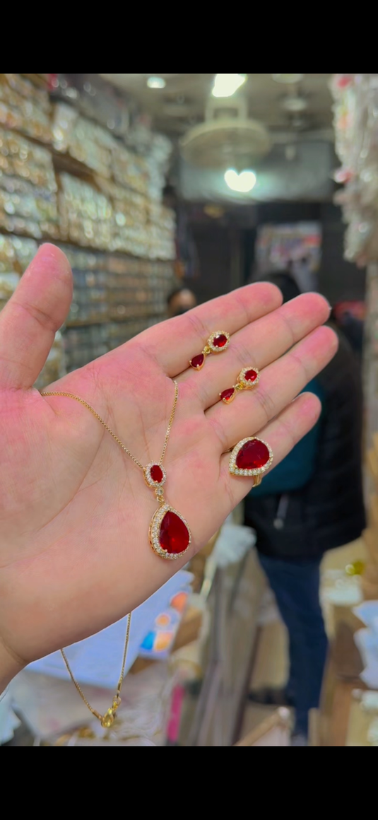 One Carrat Locket set +
Ring π
(Ls134)