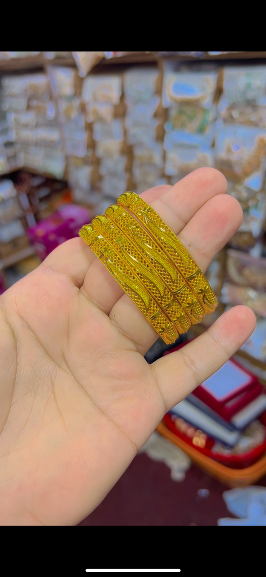 Gold plated bangles (Bg071)