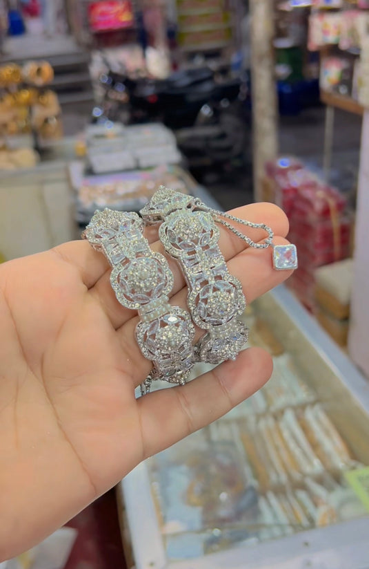 Zirconr openable bangles (Bg127)