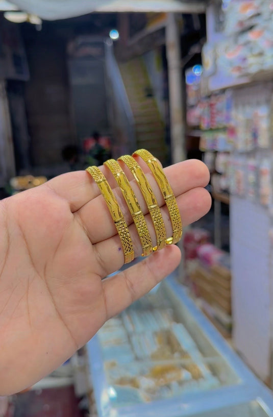 Gold plated bangles (Bg233)