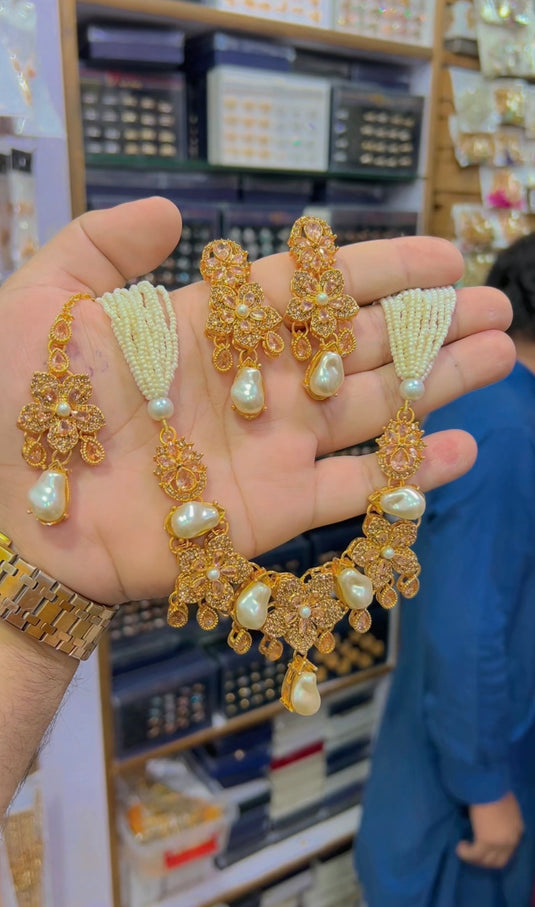 Mother Of pearl Necklace set (Ns129)