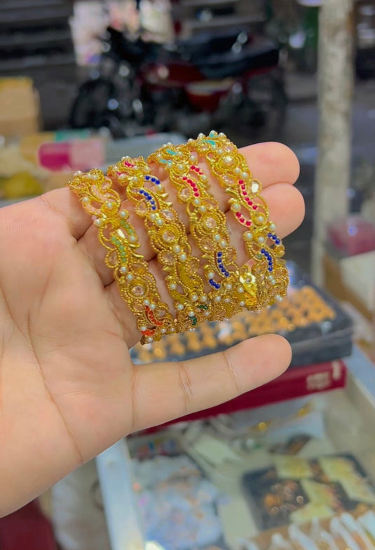 4 pc zircone bangles (Bg125)