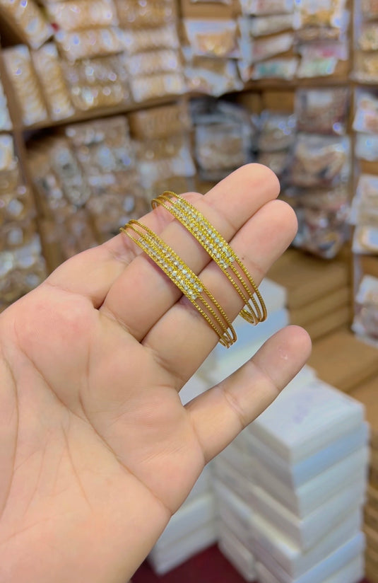 Gold plated openable bangles (Bg142)