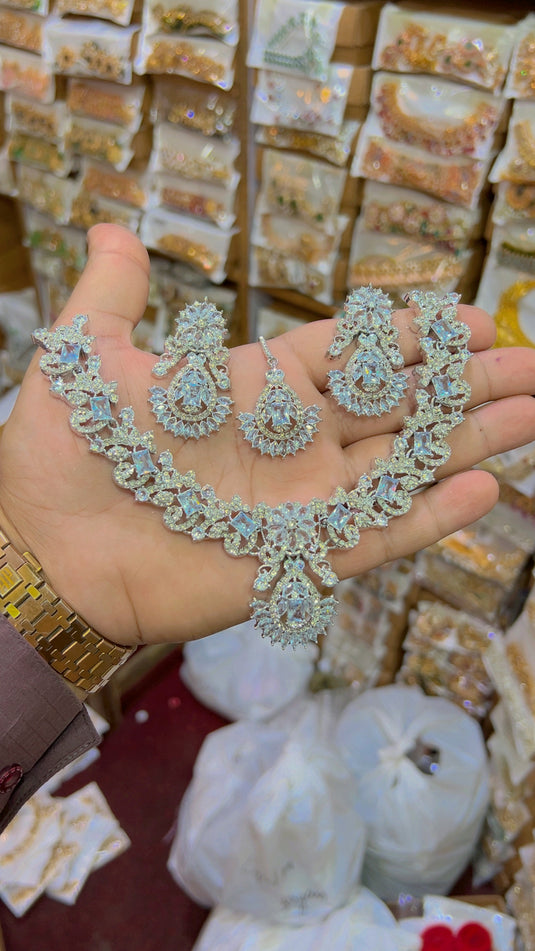 Necklace set (Ns017)