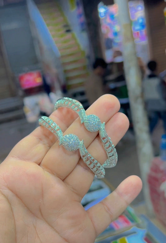 Ad Zircone bangles (Bg160)