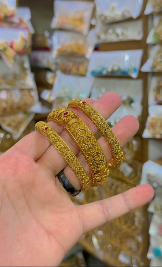 Rajwari 3 pc Bangle set(Bg200)