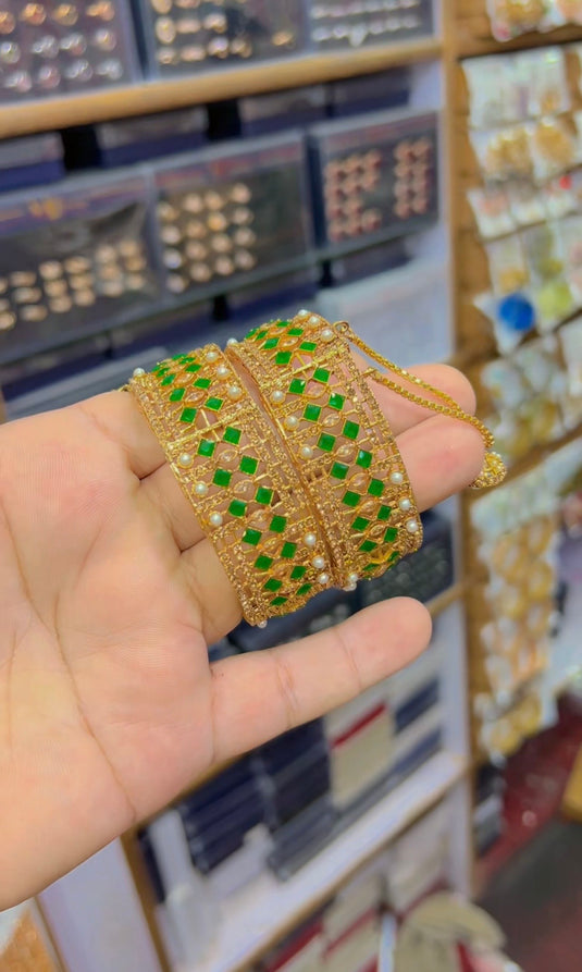 Zircone openable bangles (Bg137)