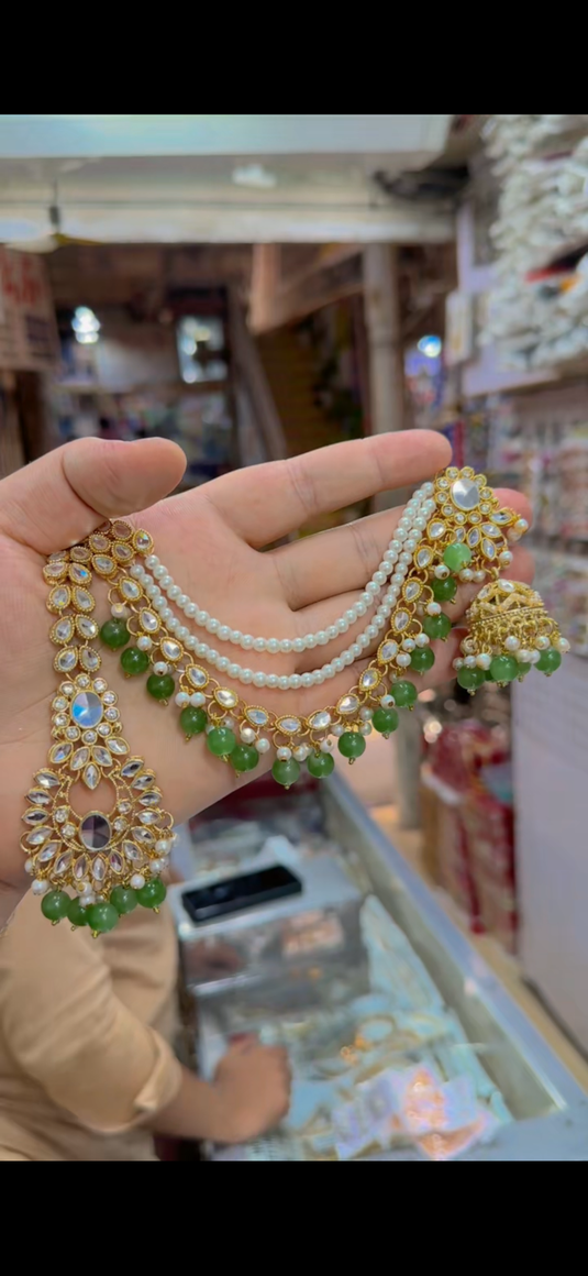 Kundan Bindiya with Saharay wali jhumki(Er166)