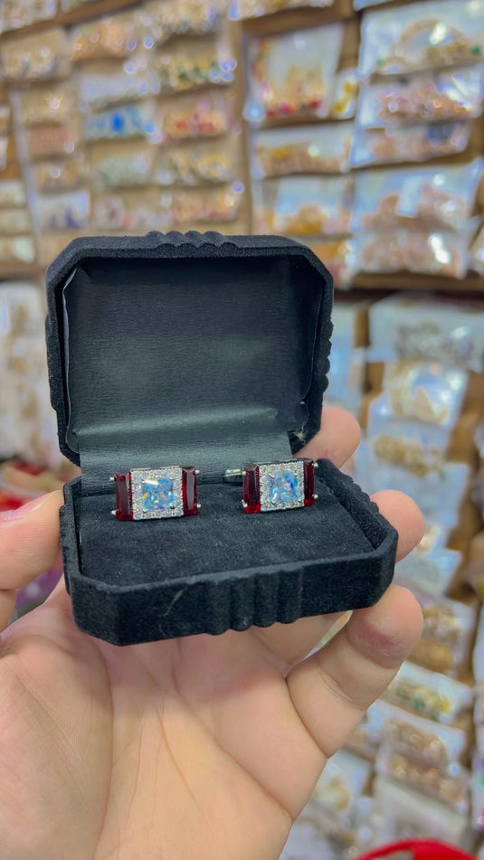 Zircone Italiyan Cufflink with Box (Ca14)
