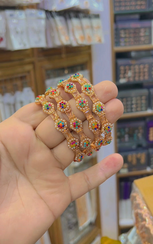 Zircone bangles (Bg152)