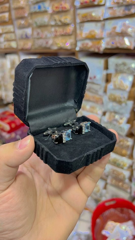 Zircone Italiyan Cufflink with Box (Ca11)