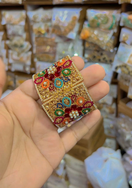 Zircone bai kara (Bg113)