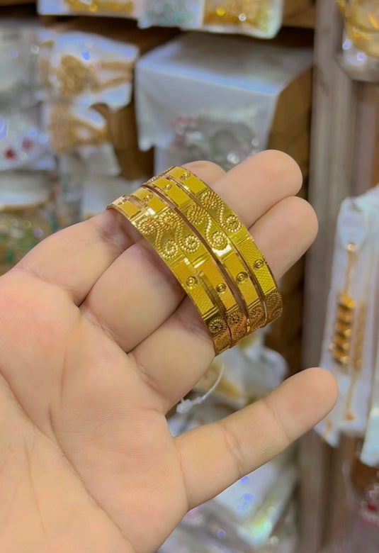 Gold plated bangles (Bg103)