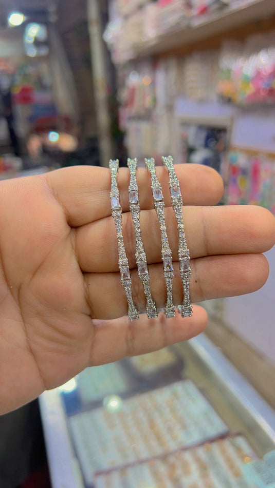 1 carat bangle (Bg43)