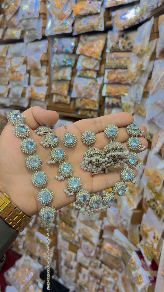 Necklace set with breslate (Ns018)