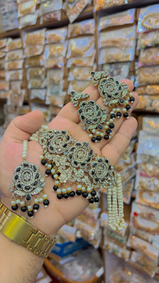 Zircone chokar set (Cs18)