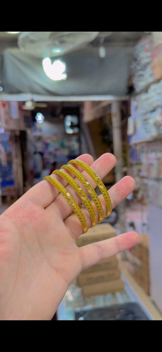 gold plated bangles (Bg250)