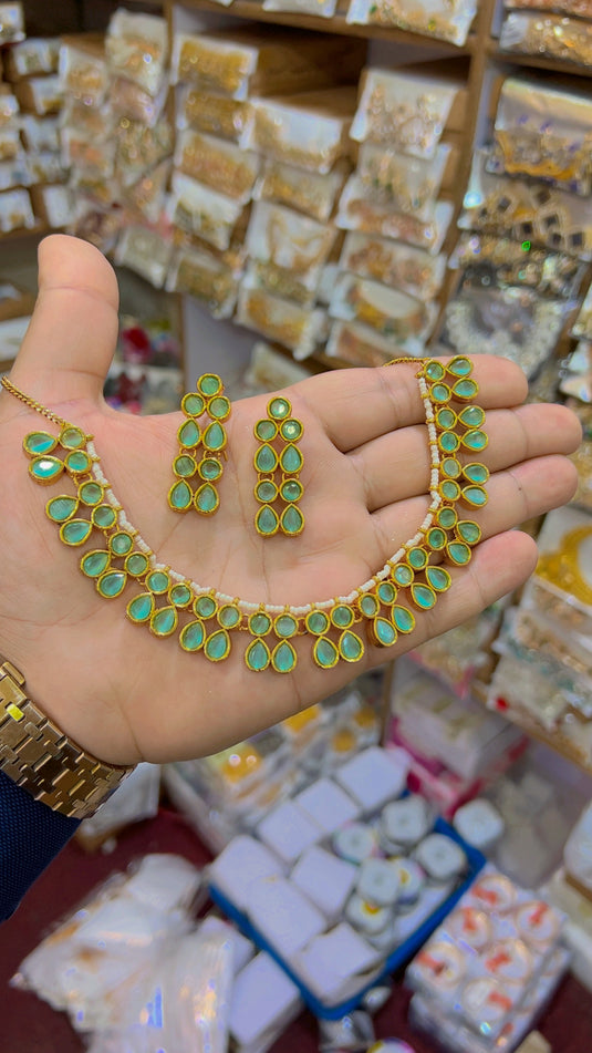 Zircone necklace (Ns57)