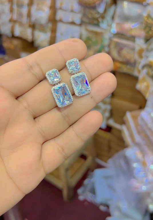 1 carat earrings (Er059)