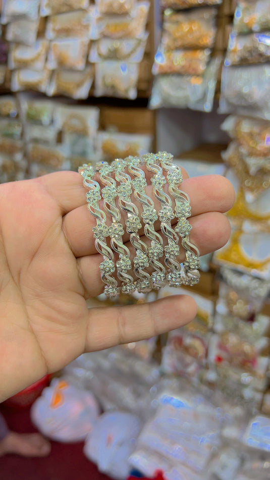 6 pc bangles (Bg65)