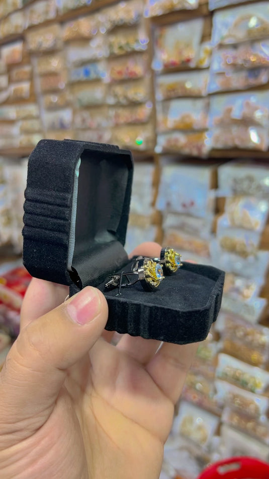 Zircone Italiyan Cufflink with Box (Ca13)