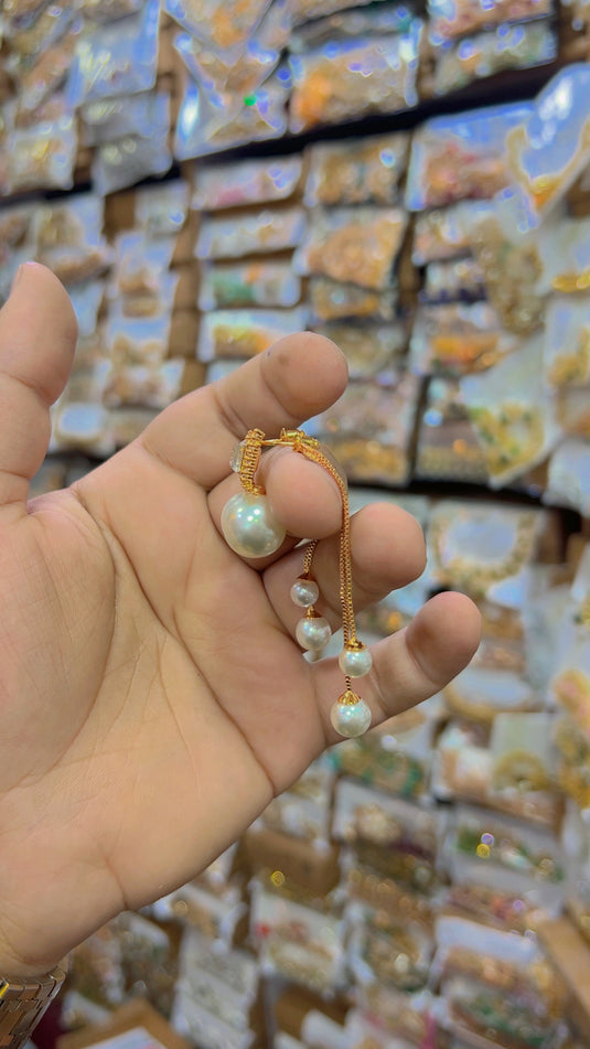 1 carat earrings + Tops (Er012)