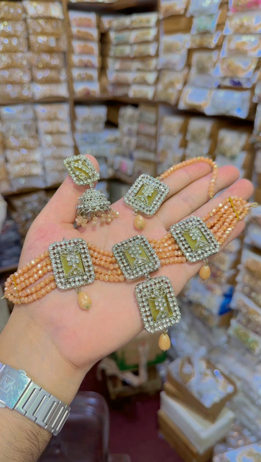 Zircone Chokar set (Cs82)