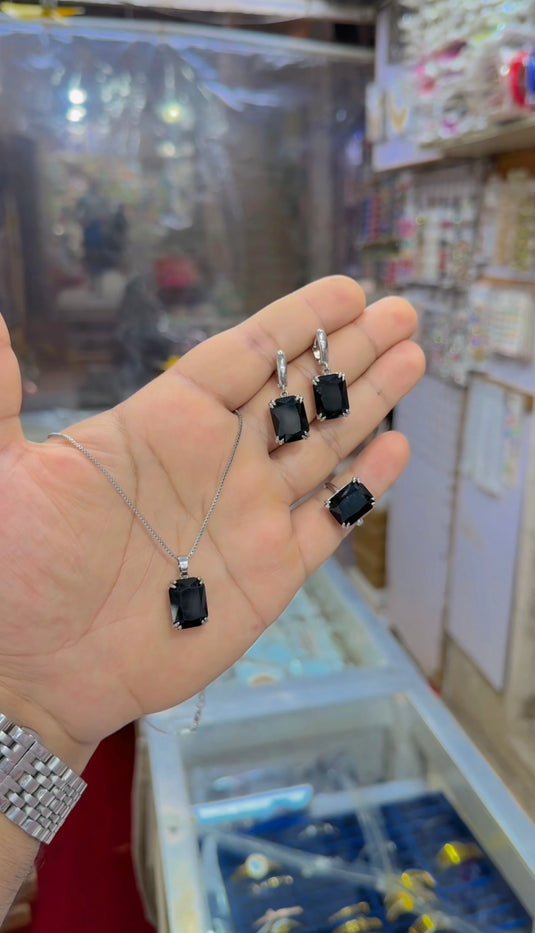 1 carat dublet locet set (Ls237)