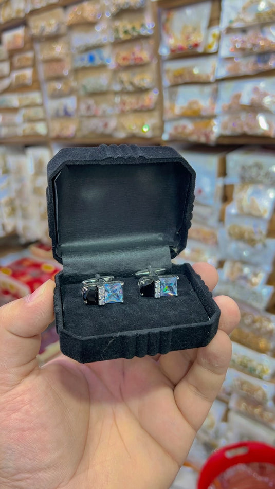 Zircone Italiyan Cufflink with Box (Ca11)