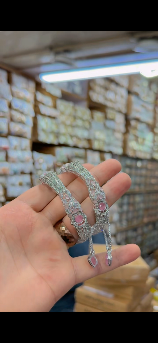 Zircone openable Bangles(Bg381)