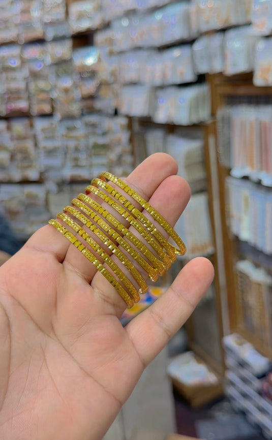Gold plated 8 pc bangles (Bg286)