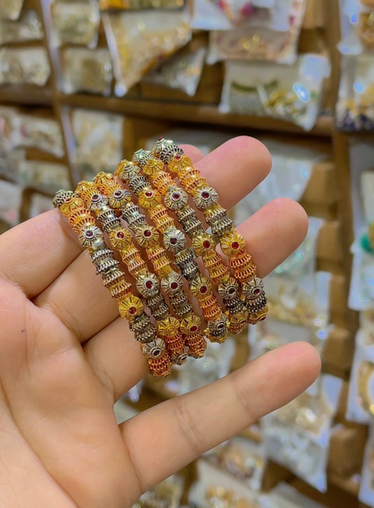 Gold plated Bangles(Bg048)