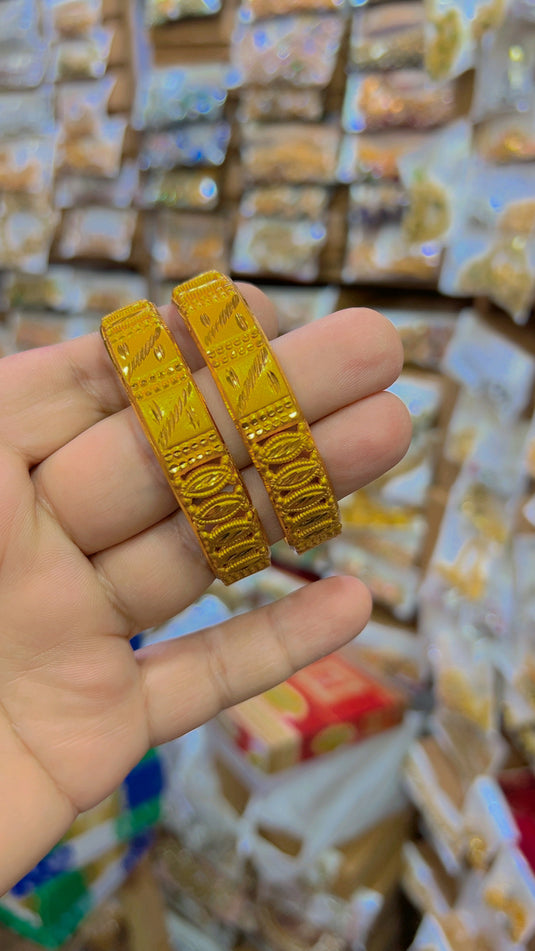 Gold plated bangles (Bg71)