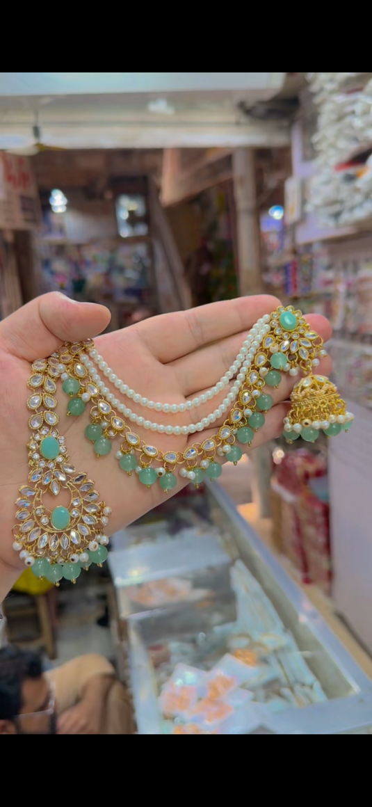 Kundan Bindiya with Saharay wali jhumki(Er166)