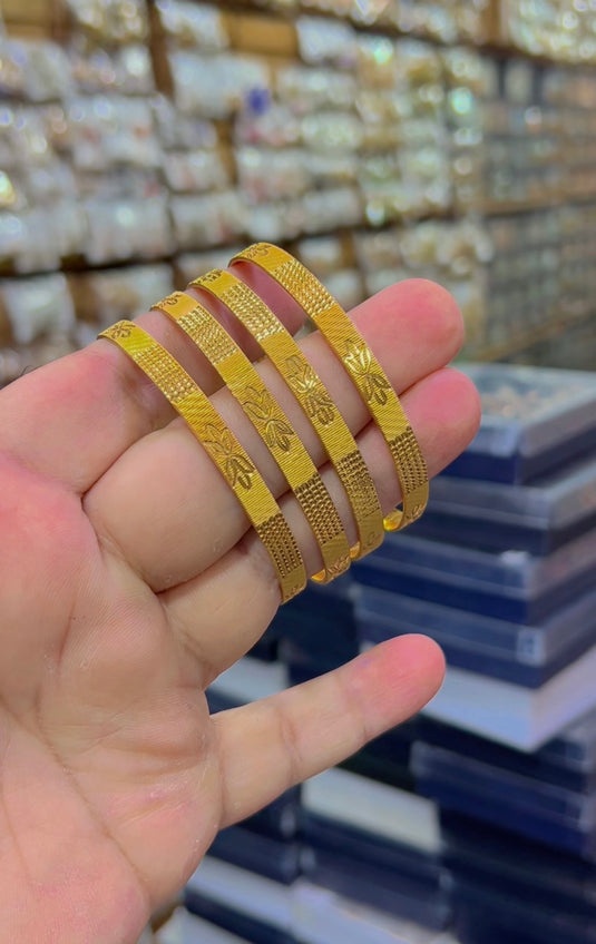 Gold plated bangles (Bg164)