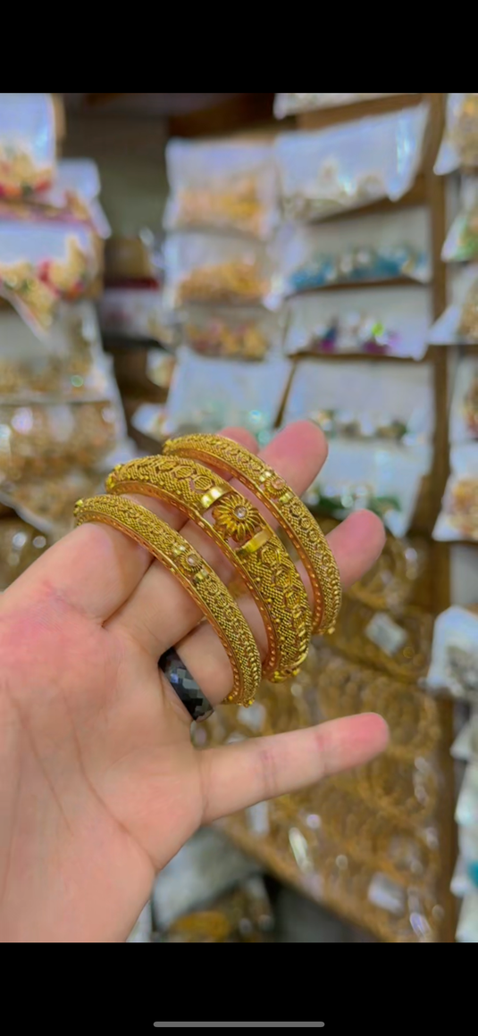 Rajwari 3 pc Bangle set(Bg200)