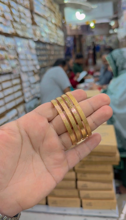 1 carat Bangles (Bg352)