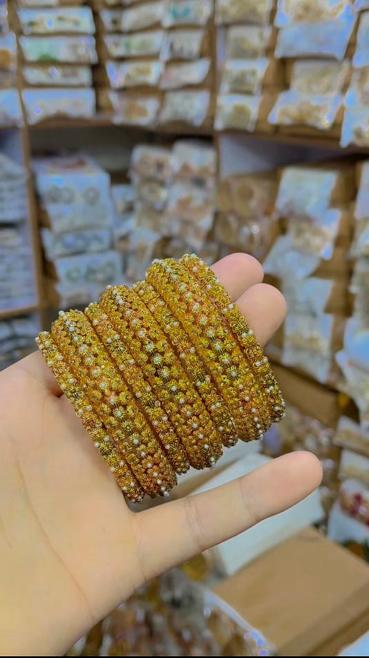 Gold plated 7 Pcs bangles Set (Bg123)