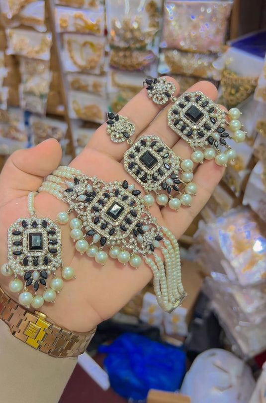 zircone Chokar set (Cs68)