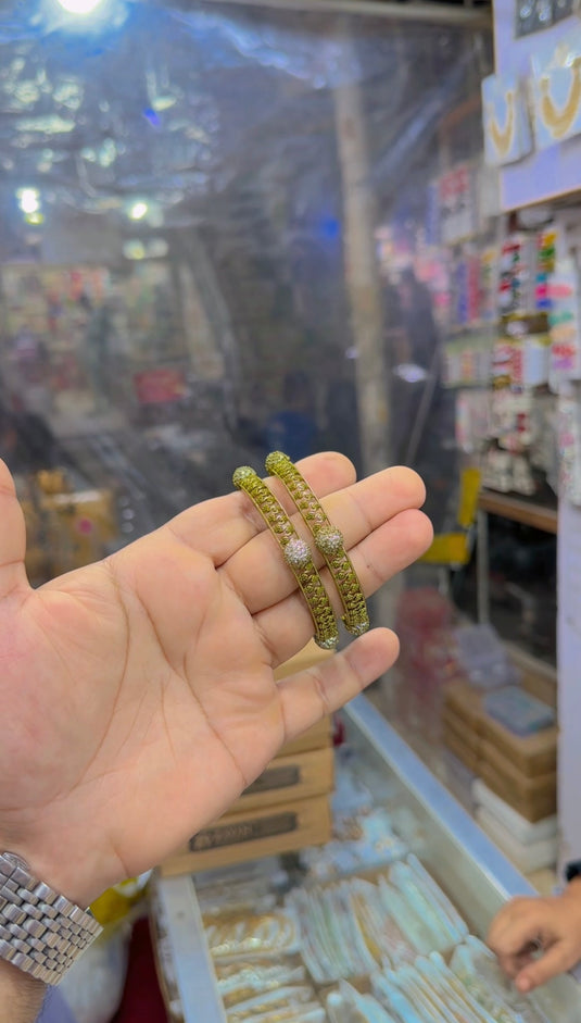 1 carat (Ad) bangles (Bg351) very Good quality ❤️