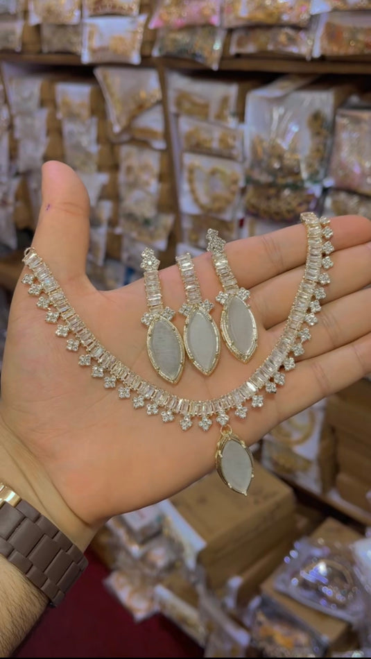 Zircone Nagina Doublet Stone Necklace Set (Ns083)