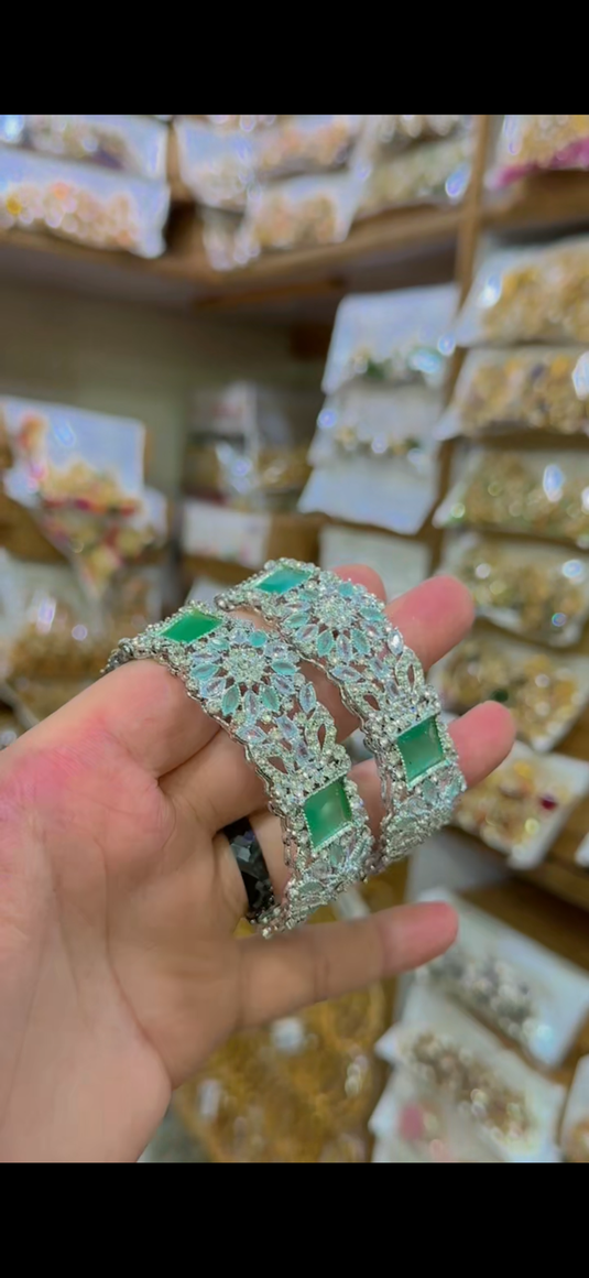 Zircone Openable Bangles(bg202)