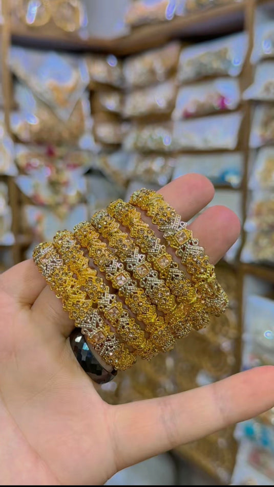 Gold plated Bangles(Bg218)