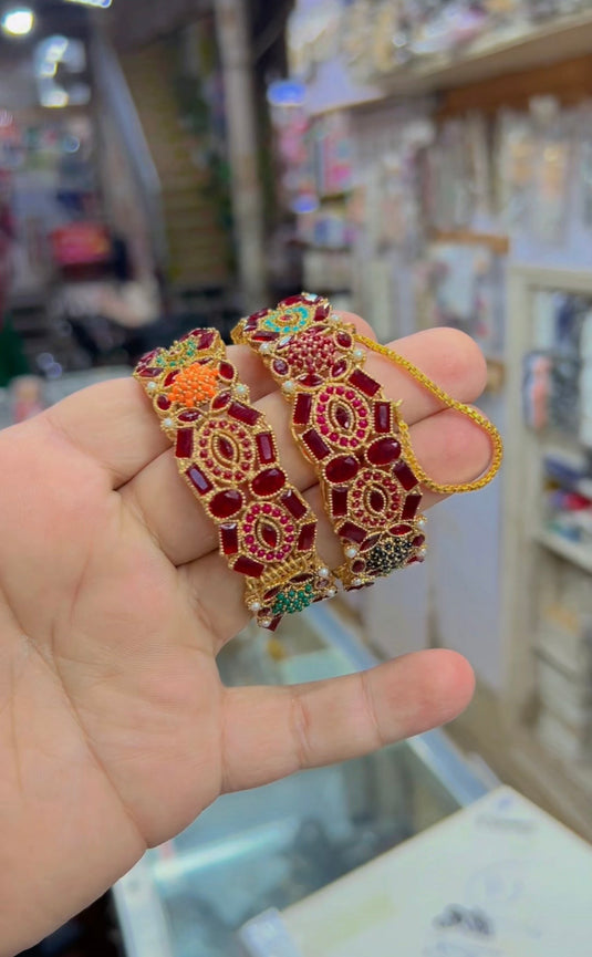 Zircone openable bangle (Bg177)