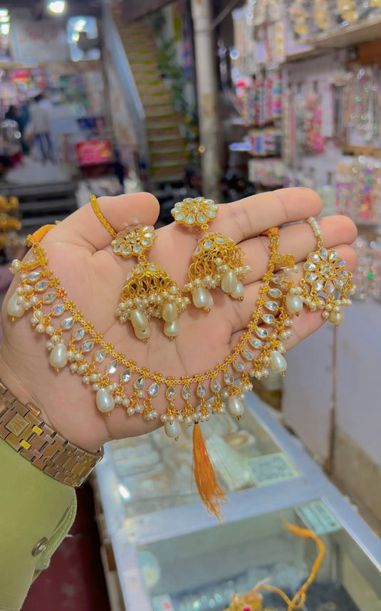 Kundan necklace set (Ns120)