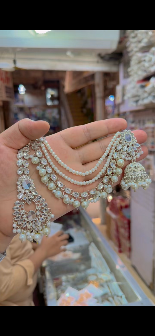 Kundan Bindiya with Saharay wali jhumki(Er166)