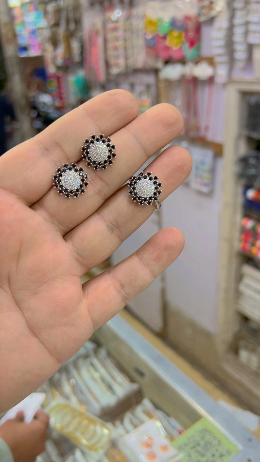 1 carat ring + tops (Er011)