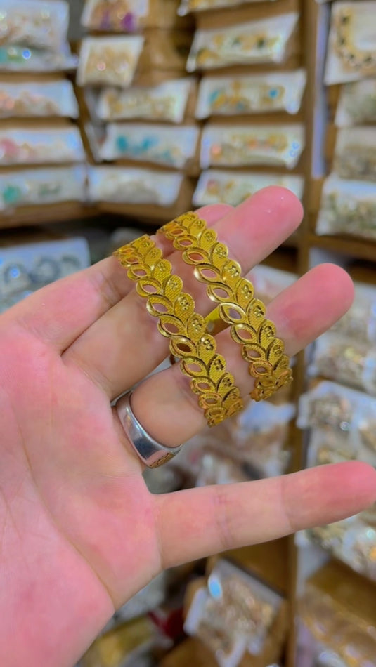 Gold plated Bangles(Bg131)